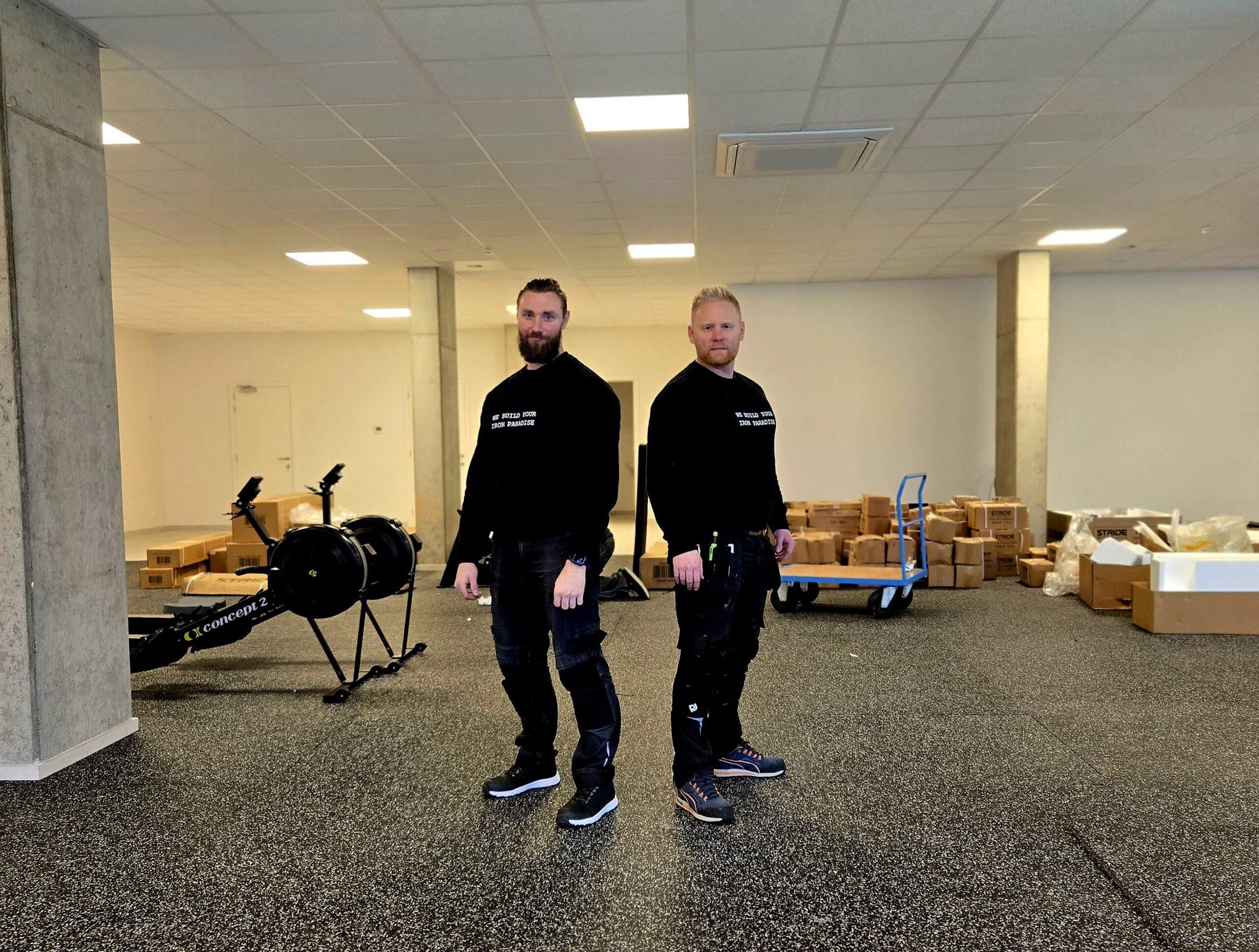 Het team van Fitness Installations aan het werk
